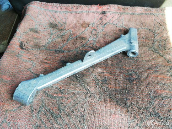 Кронштейн впускного коллектора Шкода Октавия 3 а7