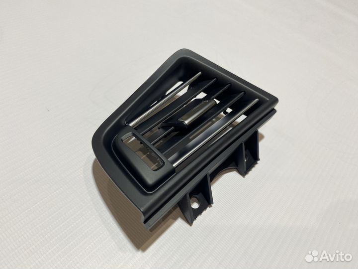 Решетки воздуховода левый хром BMW F10 F 11 F18