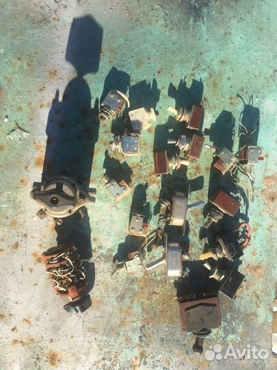 Переключатели тумблеры кнопки