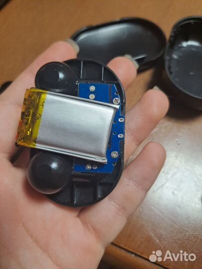 Запчасти на Bluetooth наушники