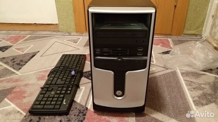 Настольный компьютер