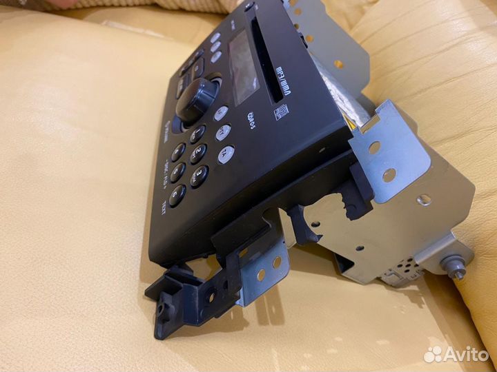 Штатная магнитола на suzuki grand vitara