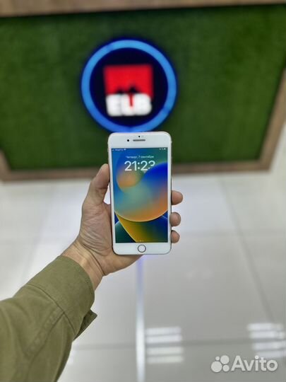 iPhone 8 plus 64gb
