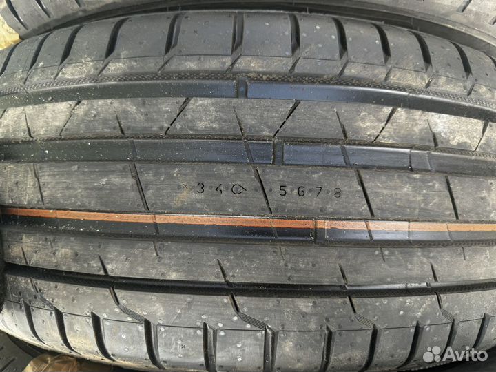 Ikon Tyres Autograph Ultra 2 SUV 235/55 R19 105W