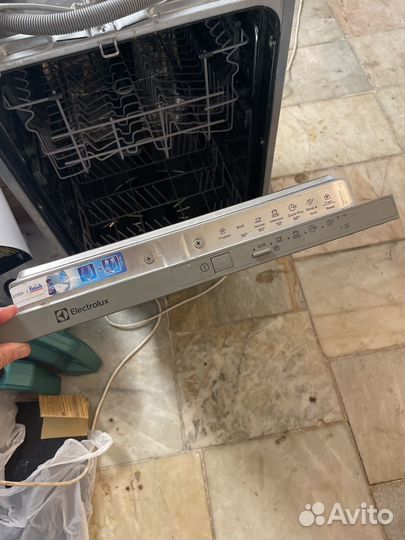 Посудомоечная машина Electrolux 45 см