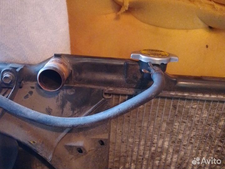 Радиатор с вентилятором toyota corolla е110