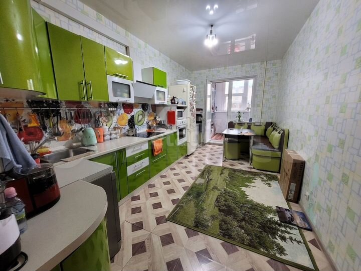 2-к. квартира, 66,5 м², 1/17 эт.