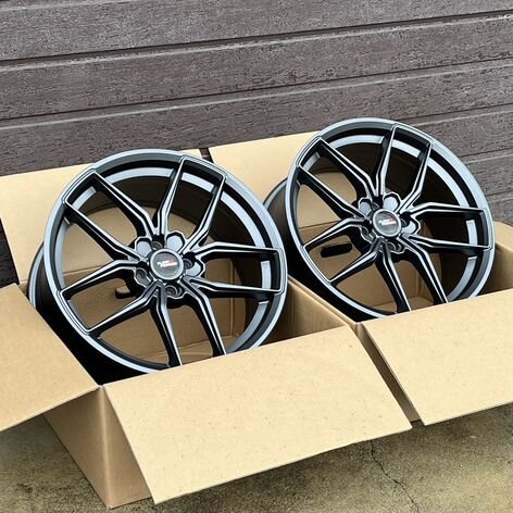 Литые диски HRE FF21 8×R18 4×100