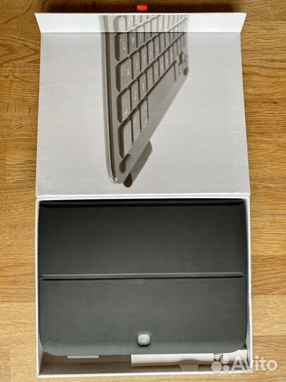 Bluetooth-клавиатура Logitech Ultrathin планшетная