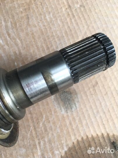 Привод задний левый Volkswagen Phaeton (1873)