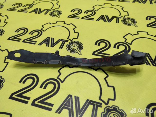 Крепление бампера переднее правое Subaru Forester