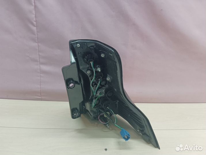 Фонарь левый Toyota Prado 150 2009