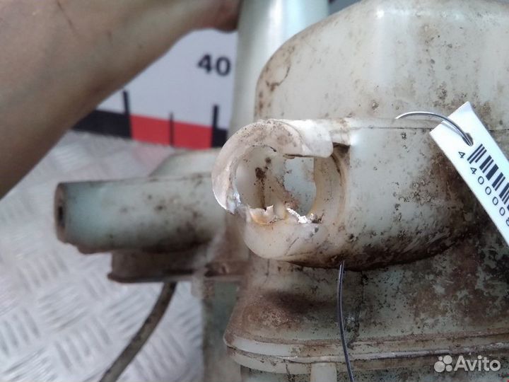 Бачок омывателя Lexus LS 2 1995 8531550130