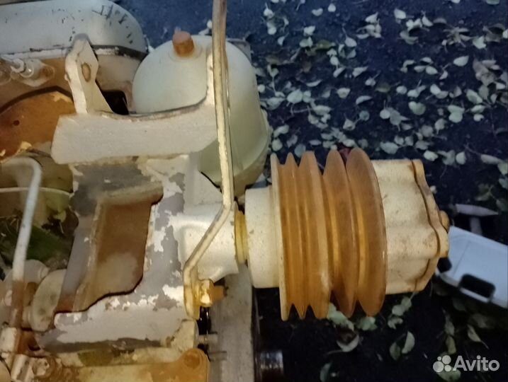 Запчасти на комбайн дон 1500б