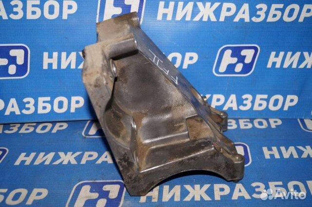 Кронштейн кондиционера Ford Focus 2 седан 1.6L