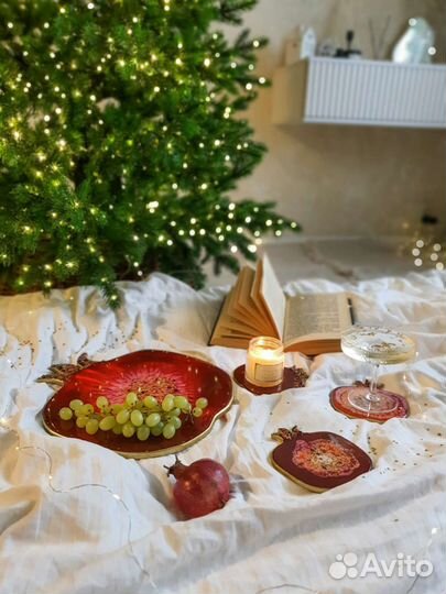 Подстаканники и блюдо ручной работы из смолы