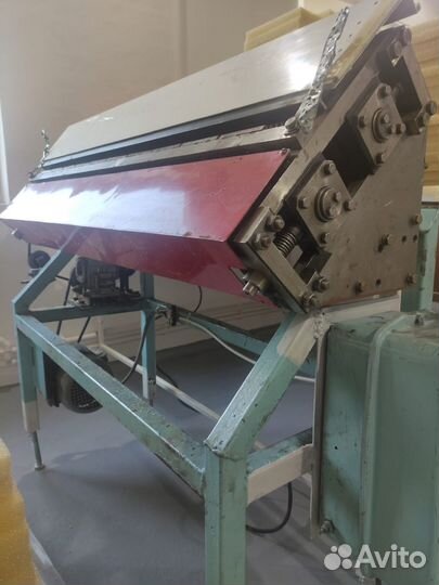 Станок для продольной нарезки поролона