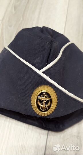 Пилотка с кокардой