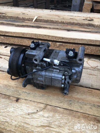 Компрессор кондиционера Мазда Форд