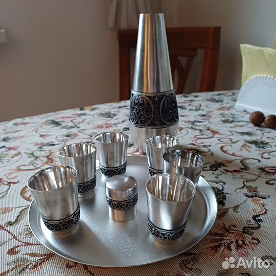 Новый набор штоф, рюмки и поднос мельхиор СССР