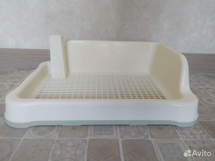 Туалет для собак со столбиком