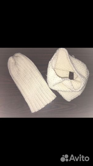 Шапки, снуд, шарф, носочки, пинетки, штанишки