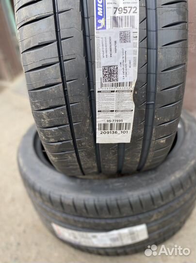 Michelin Pilot Sport 4 S 325/35 R23 115Y
