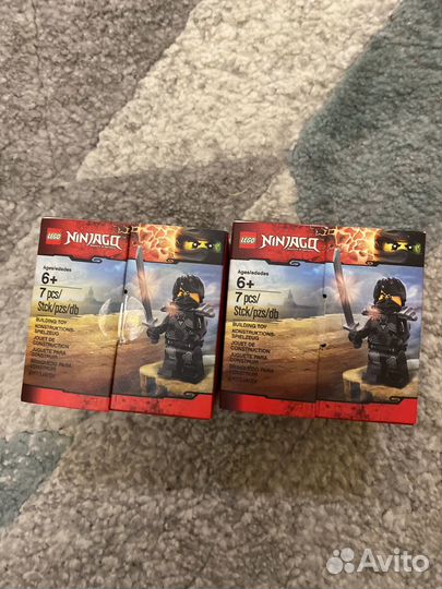 Lego ninjago минифигурки 5004393