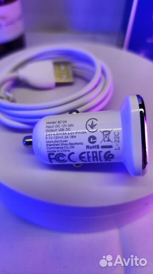 Автомобильное зарядное устройство BZ12A QC3.0