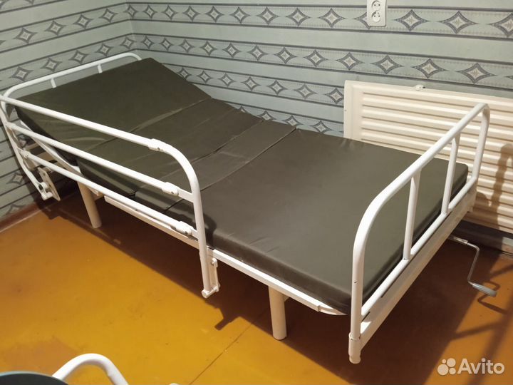 Медицинская кровать для лежачих больных бу