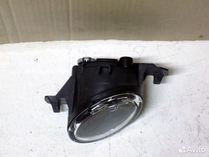 Противотуманная Птф фара правая Ниссан Кашкай 2006