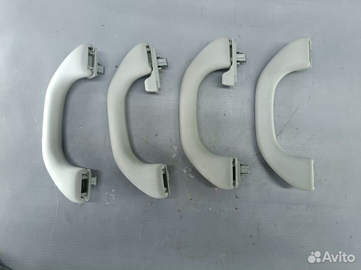 Ручка потолка Skoda Rapid