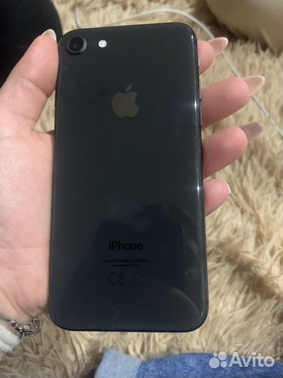 iPhone 8, 64 ГБ