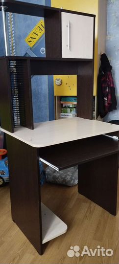 Компьютерный стол