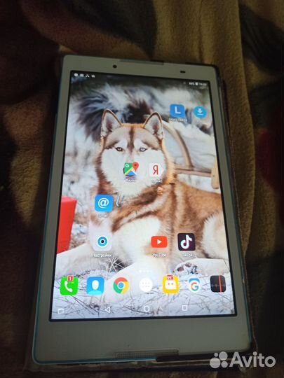 Планшет Lenovo TB 3-850 M