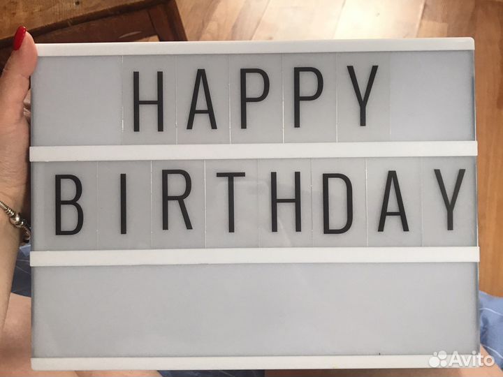 Светящаяся доска с буквами