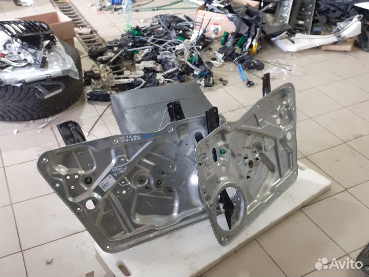 Стеклоподъемник передний левый правый Tiguan Тигуа