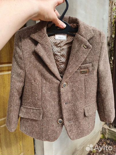 Пиджак для мальчика 104р