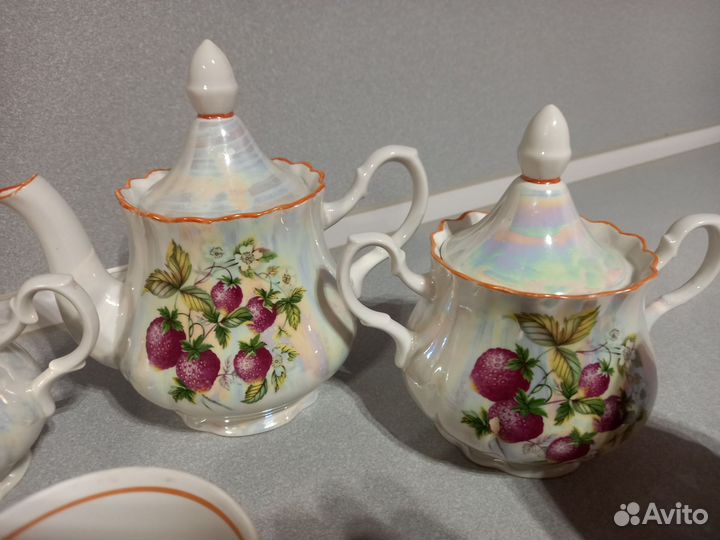 Чайный сервиз на 6 персон