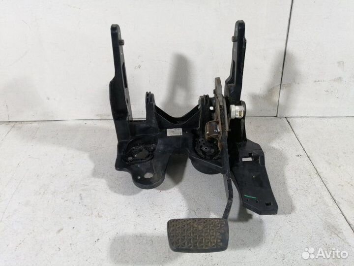 Педальный узел Opel Astra J P10 A16XER 2012