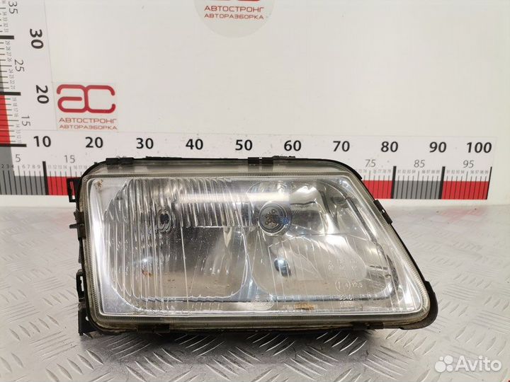 Фара передняя для Audi A3 8L 8L0941030