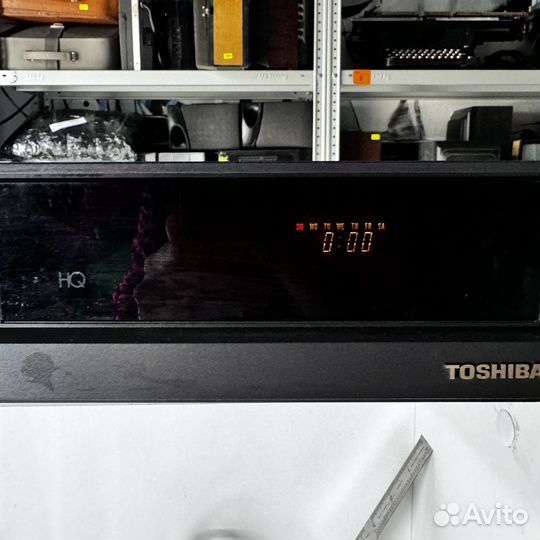 Видеомагнитола рекордер Toshiba V-109CZ Винтаж