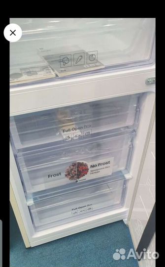 Холодильник samsung