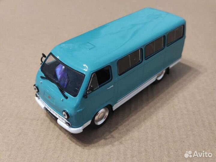 Модель Раф 1:43