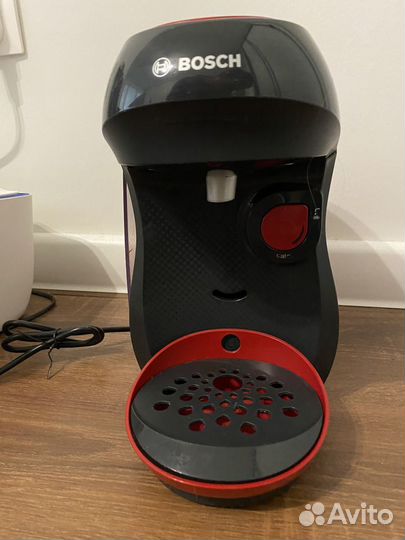 Кофемашина Bosch Tassimo Happy TAS 1006