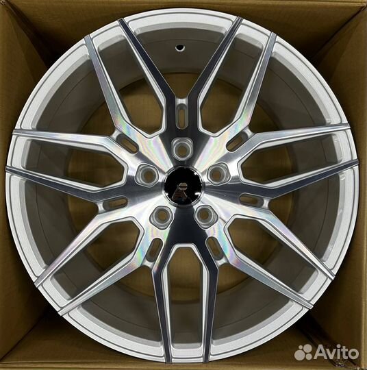 Диски на Тойота рав4 Toyota RAV4 R18