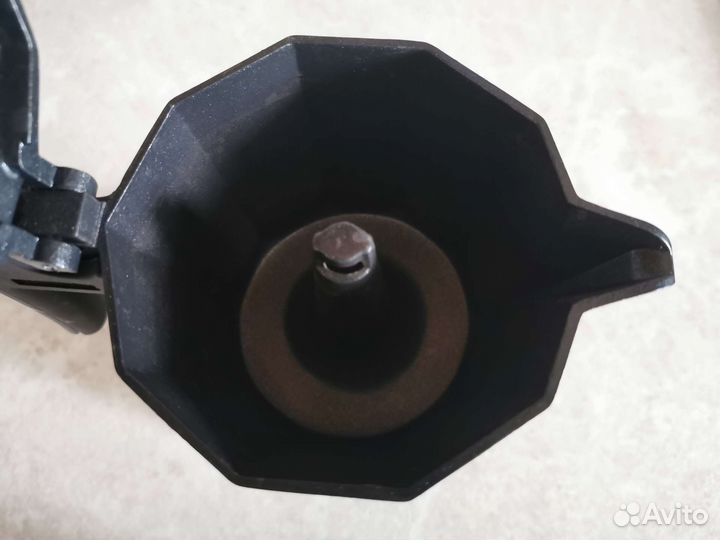 Гейзерная кофеварка Rondell