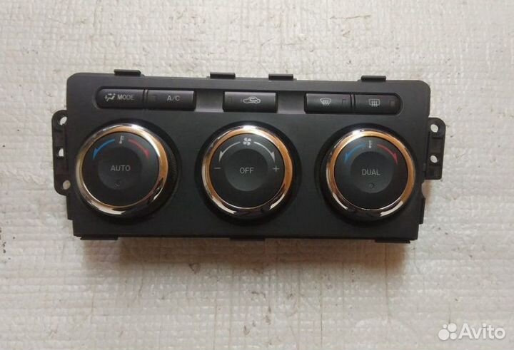 Блок управления климатической установкой Mazda 6