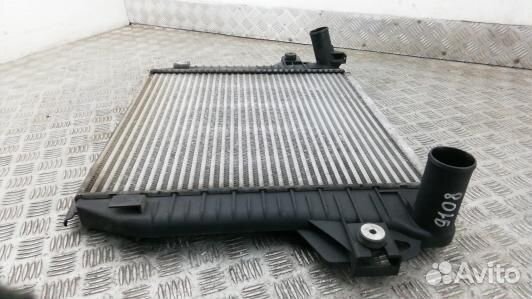 Радиатор интеркуллера jeep cherokee KJ (91O08KC01)