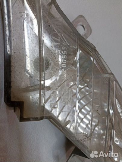 Повторитель поворота в бампер правый Porsche